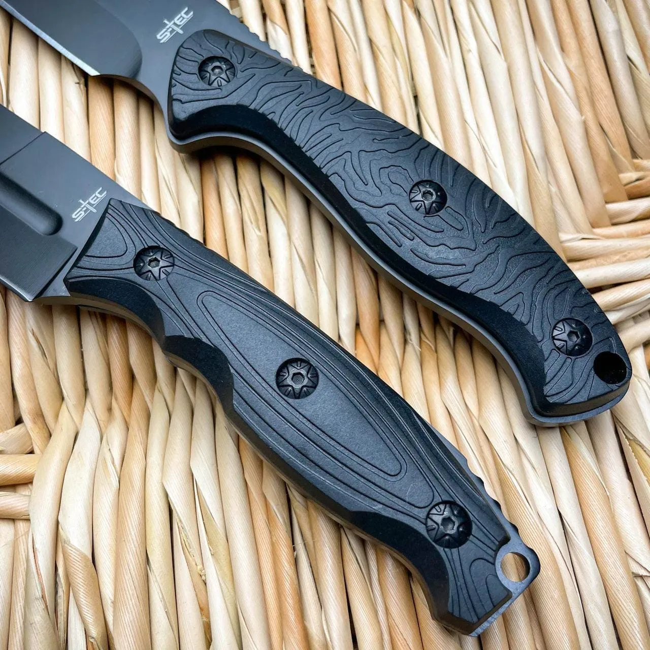 9" Military Camping Survival Hunting Fixed Blade Rambo Combat Knife w/ Sheath