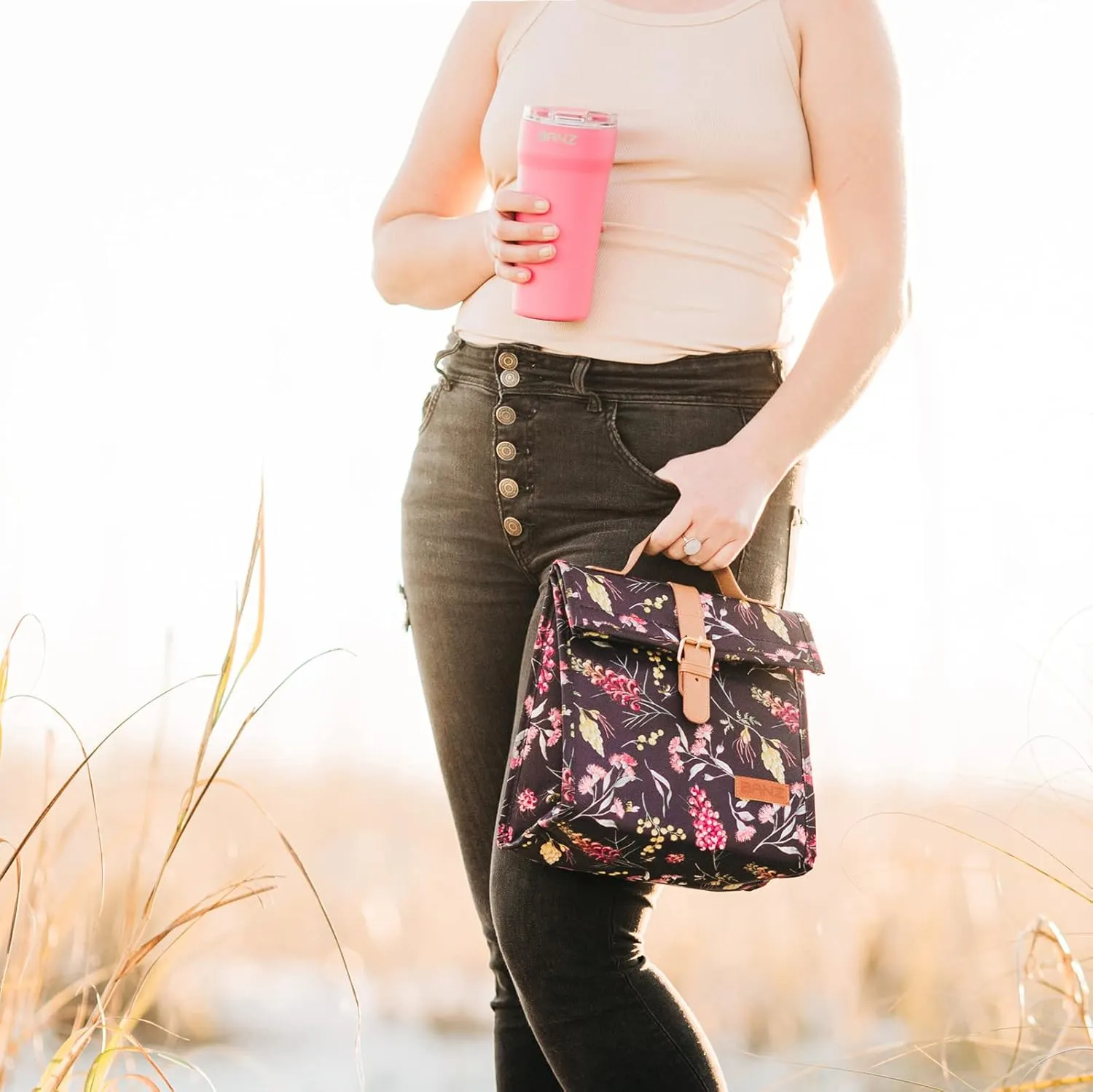 BANZ Picnic Cooler Bag - Insulated, Leak Proof, Collapsible Cooler - Great for Taking The Family to Picnics, The Beach, or Travel to Any Outdoors Event