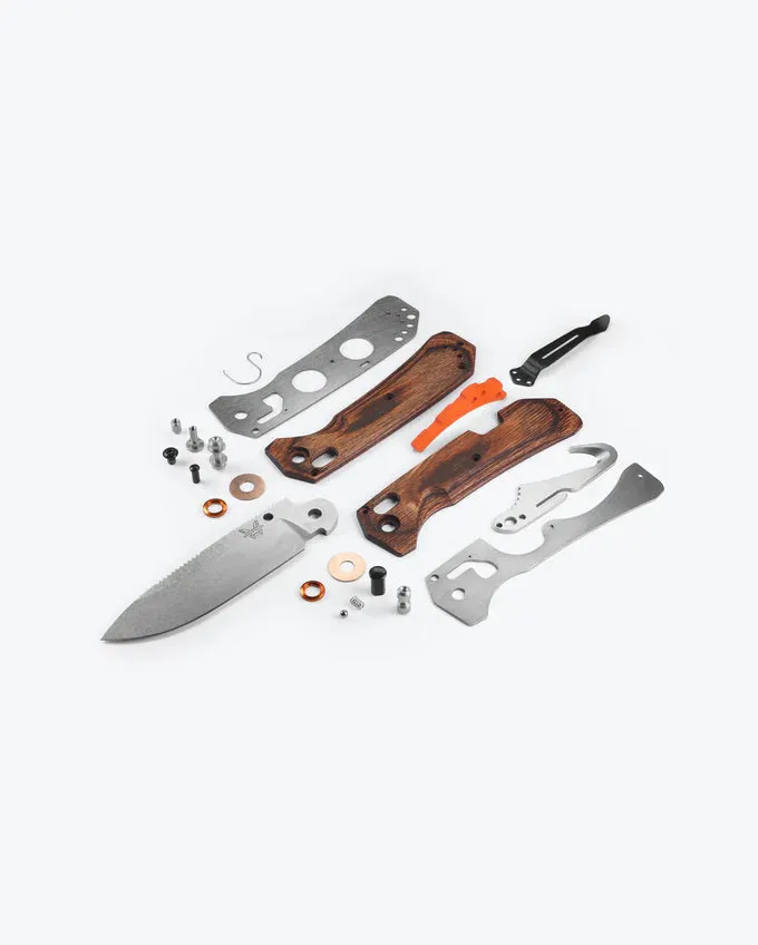 Benchmade Grizzly Creek 15062 | Stabilized Wood | Drop-Point Hunting Knife