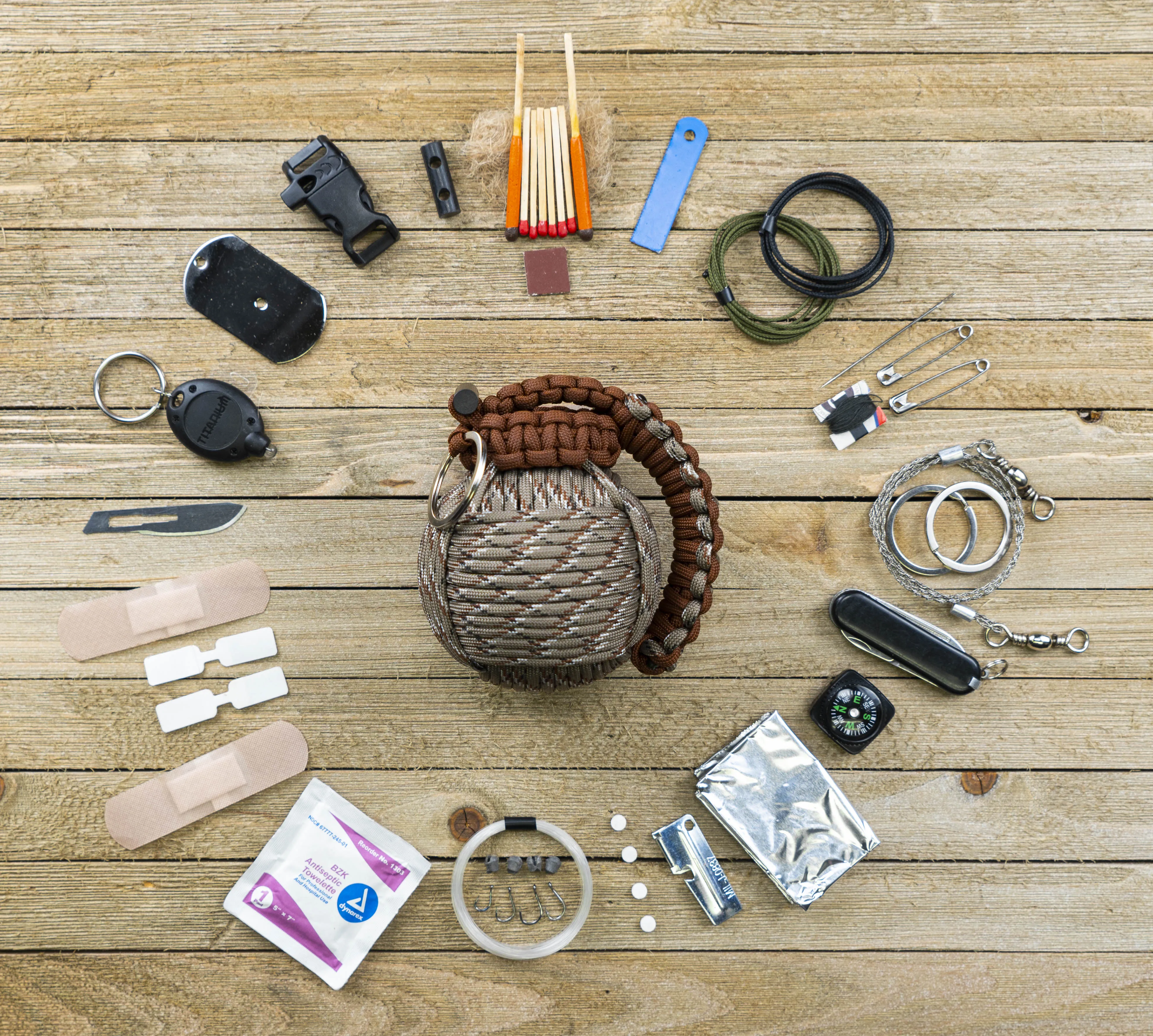 Bug Out Frag Pro Paracord Survival Kit (Desert Camo)