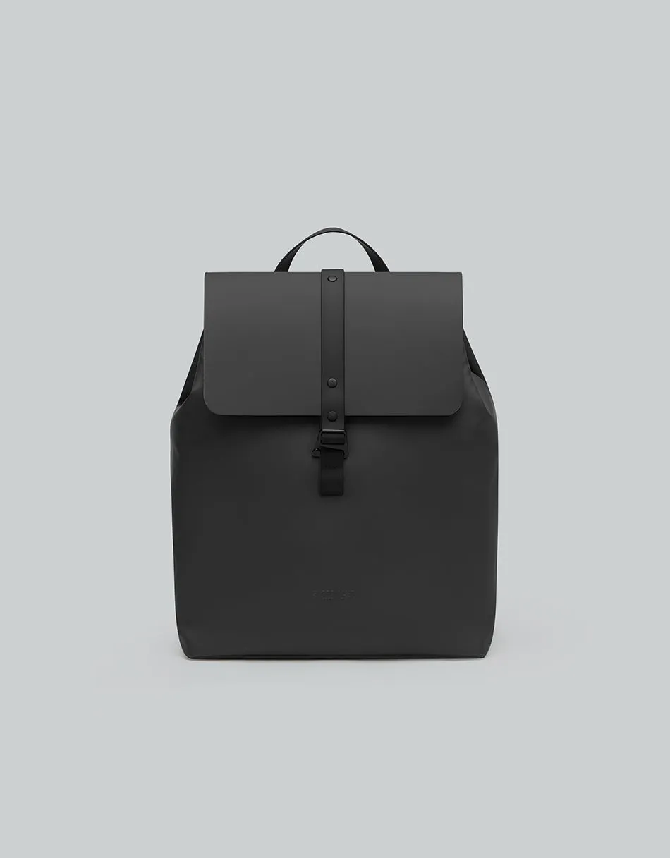 Däsh Bucket Backpack - Black