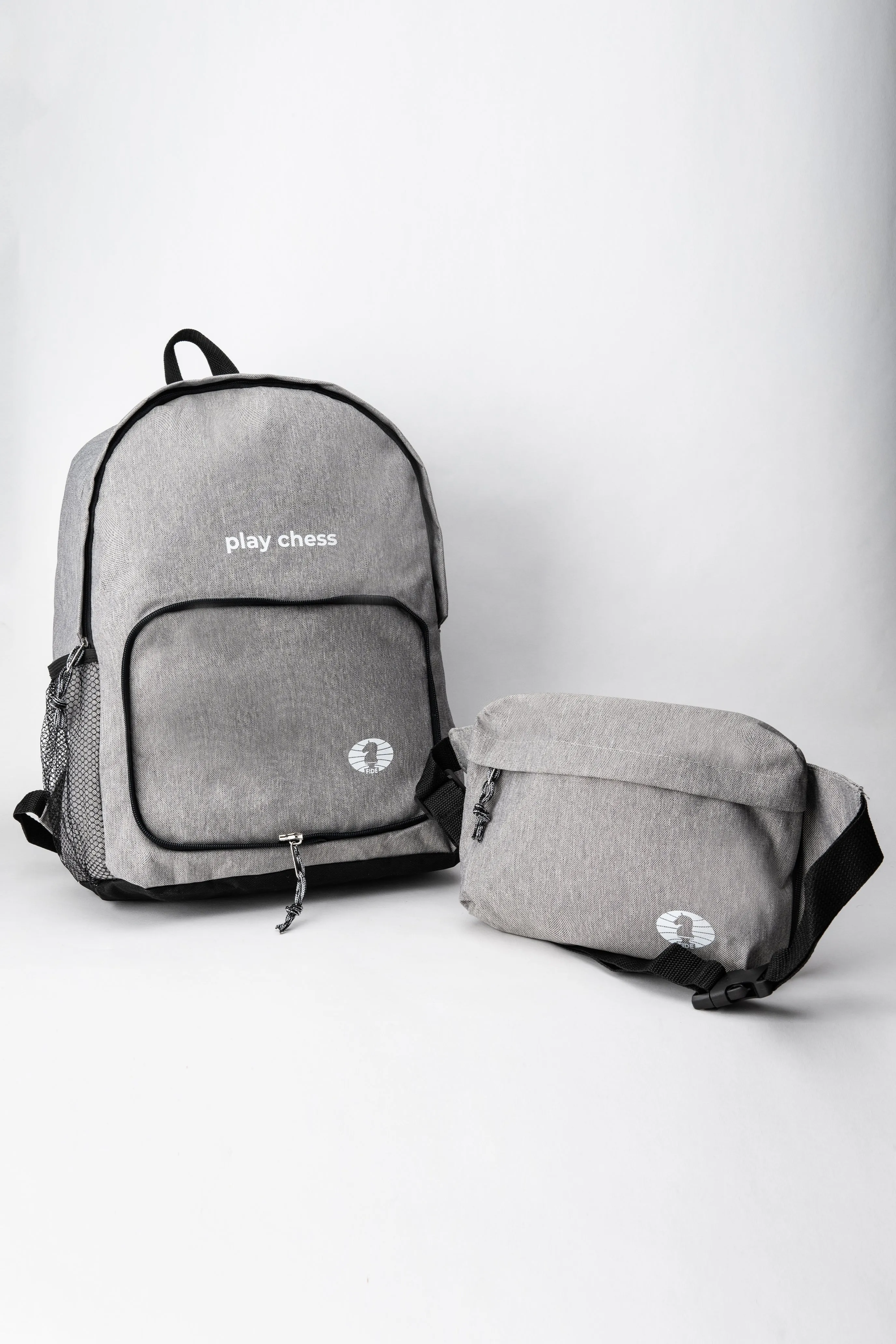 FIDE Originals 2 in 1 “Play chess” backpack