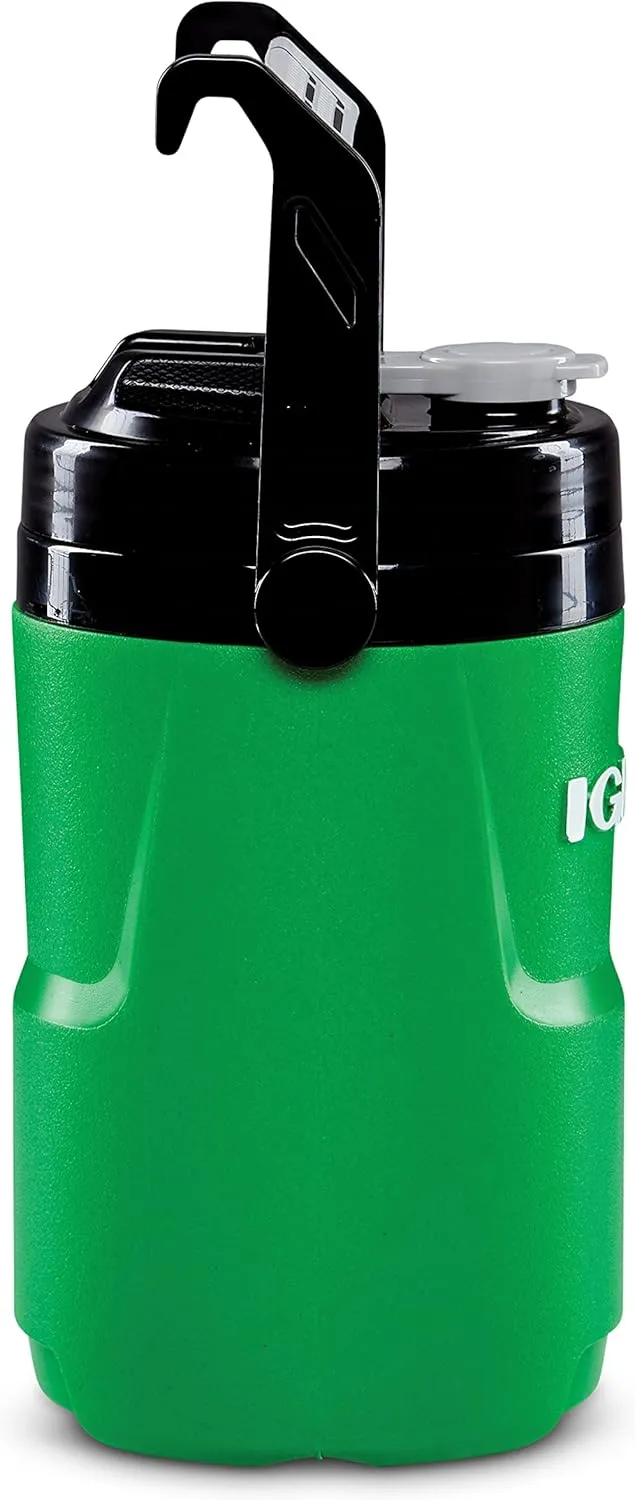 Igloo 1/2 Gallon Insulated Sports Water Jug with Hooks