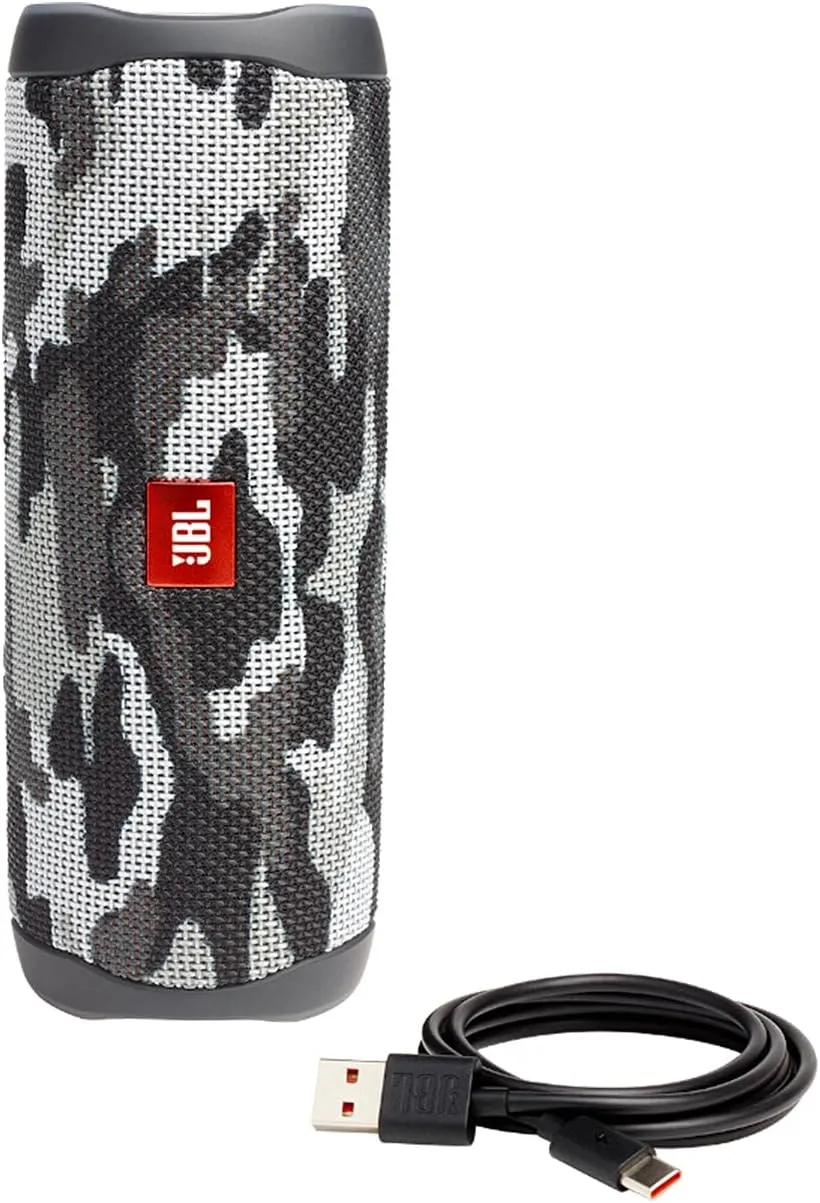 JBL Flip 5 (Black Camo)   Bundle with divvi! Protective Hardshell Case