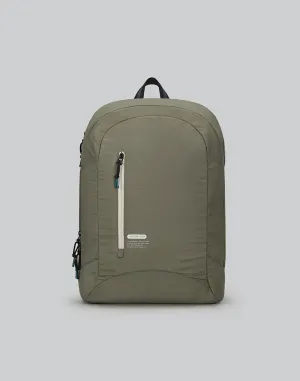 LIGHTWEIGHT BACKPACK