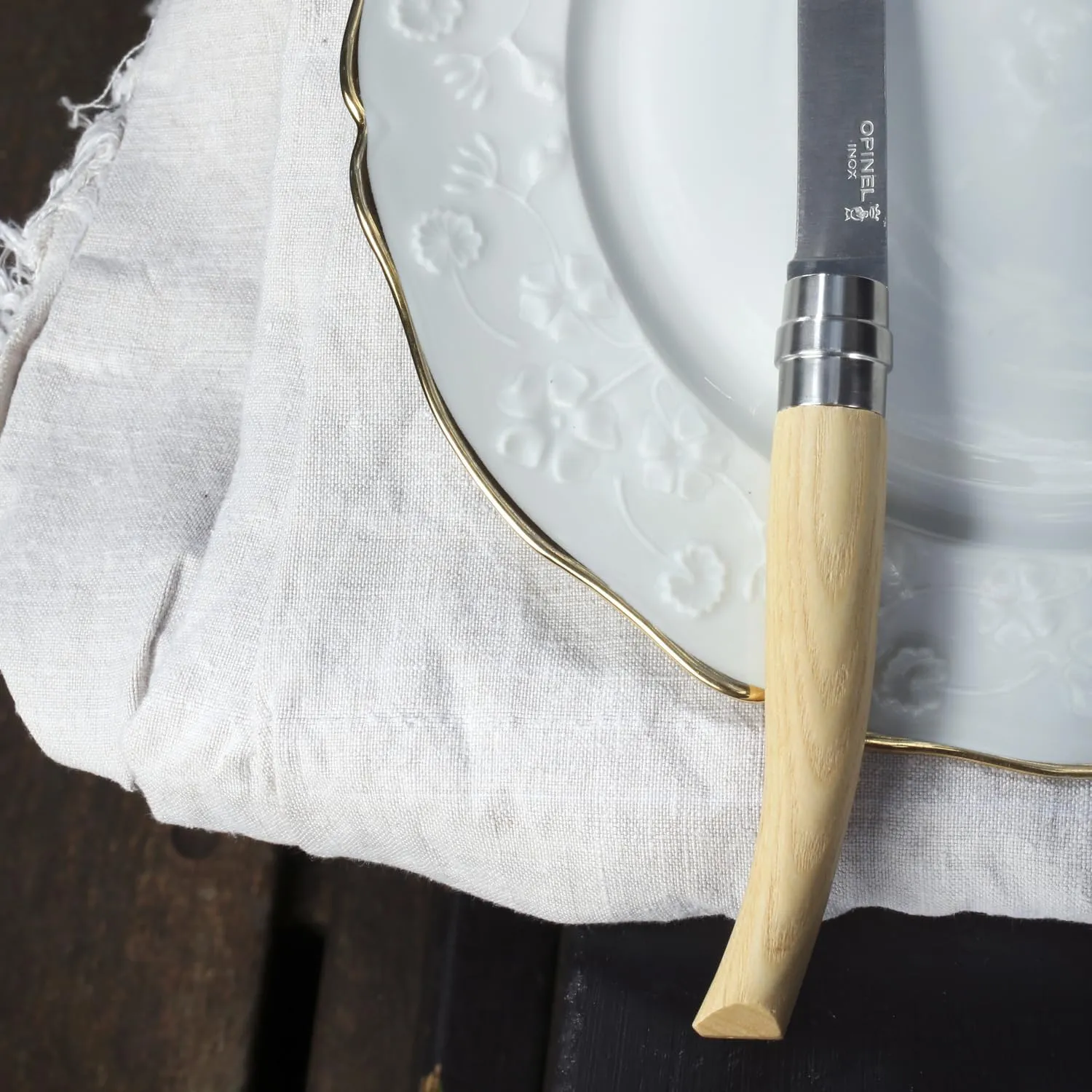 OPINEL Table Chic Steak Knife Set, Iconic French Design, Rounded Wood Handles in Ebony, Olive, Ash or Birch Wood, Set of 4, Craft Gift Boxed, Made in France (Ash)