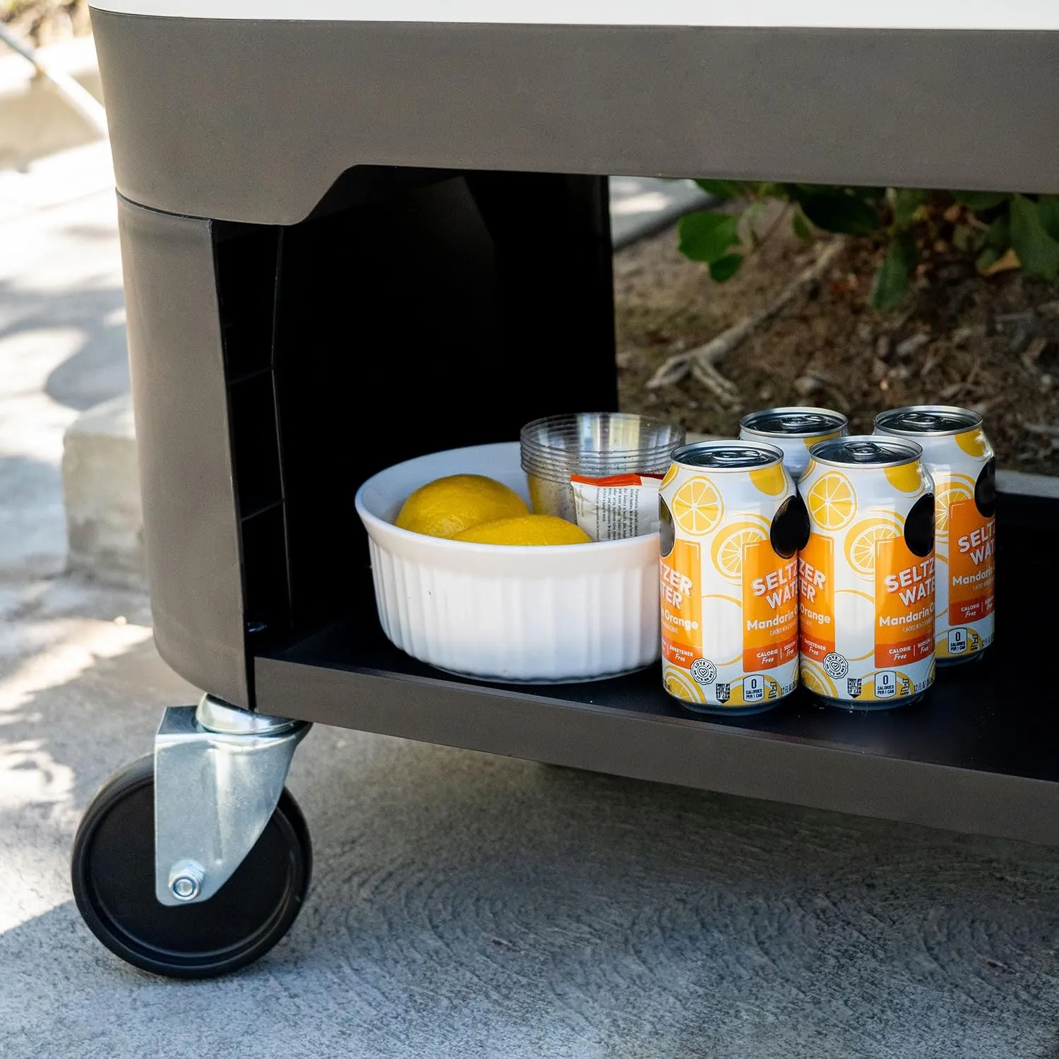 Permasteel 120-Qt Rolling Ice Chest, Portable Patio Party Bar Drink Cooler Cart with Wheels, Drink Dividers - Perfect for Outdoor or Indoor Entertaining, and Parties, White