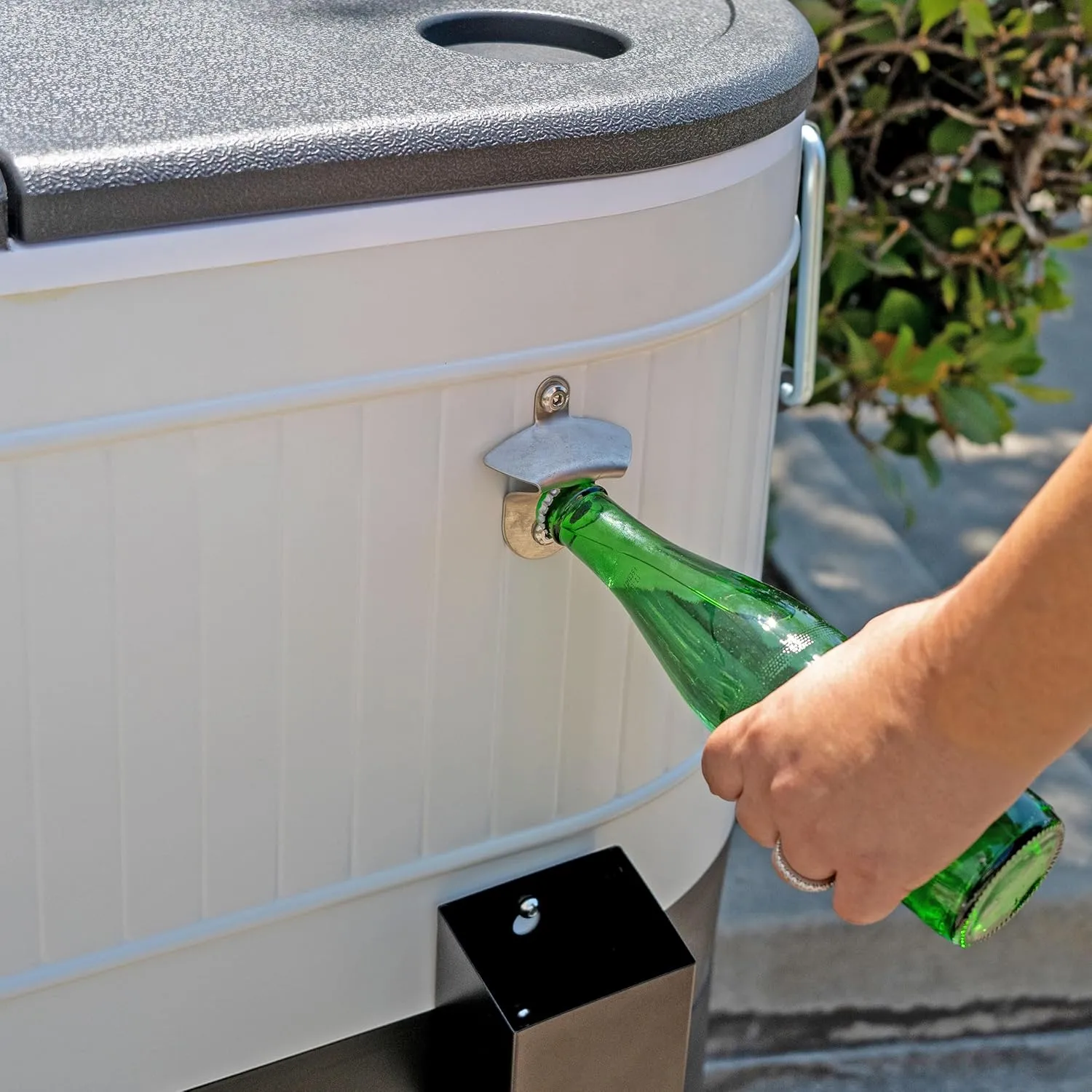 Permasteel 120-Qt Rolling Ice Chest, Portable Patio Party Bar Drink Cooler Cart with Wheels, Drink Dividers - Perfect for Outdoor or Indoor Entertaining, and Parties, White