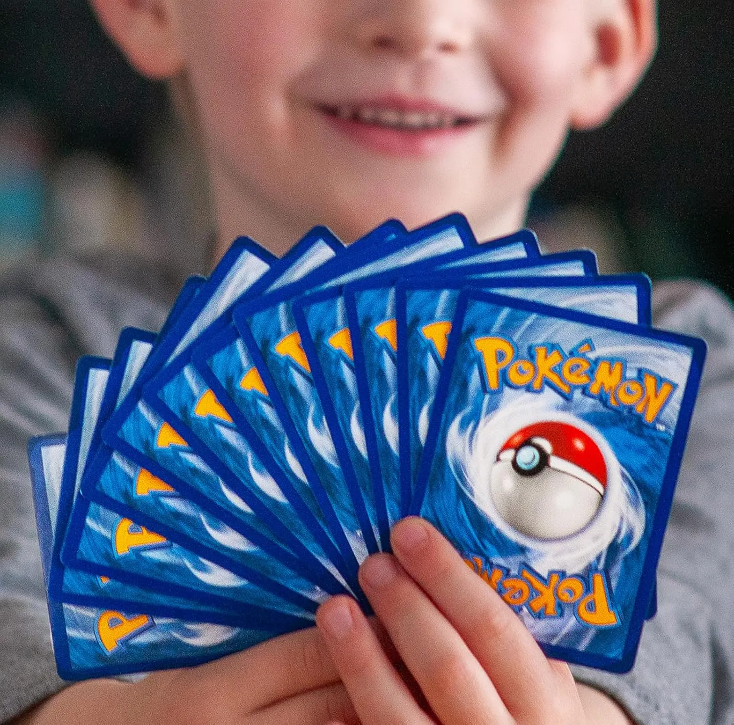 Pokémon Mega Collector's Kit: 100 Total Pokémon Cards | 5 Packs   50 Cards (Includes 1 Holo-Foil Card)   Mini-Binder
