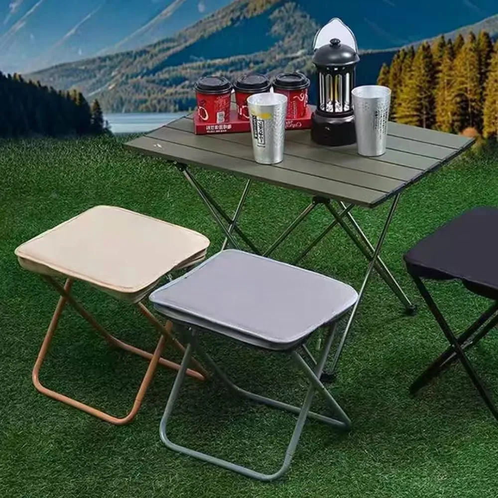 Small Folding Fishing Stool, Portable Foldable Outdoor Camping Stool, Lightweight Seat Compact Step Stool Low Chair for Hiking Picnic Bathroom(Black,Small)