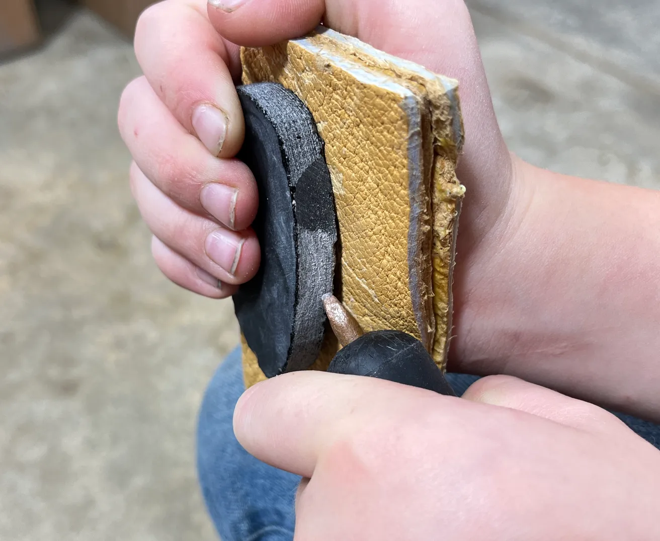 Survival knapping kit