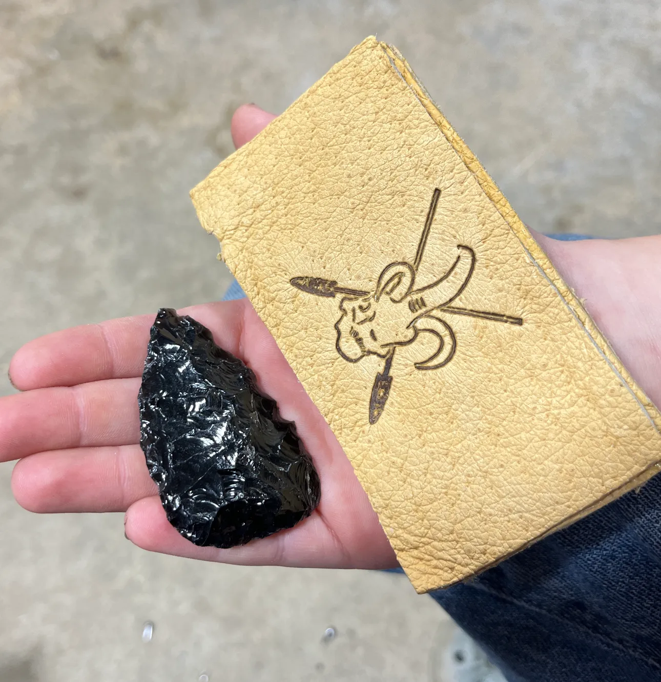Survival knapping kit