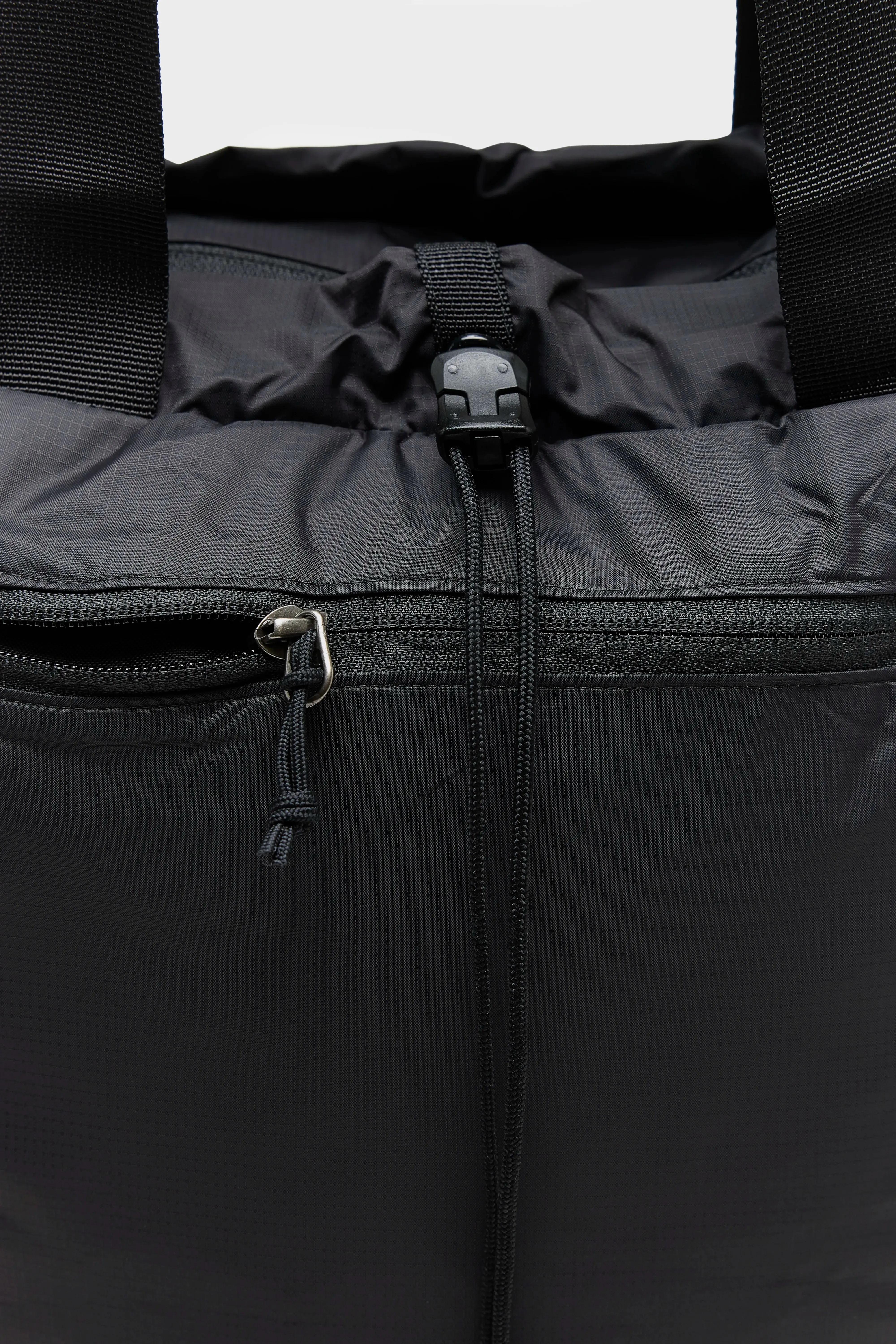 Terravia Tote Pack  (251 / G / BLACK)