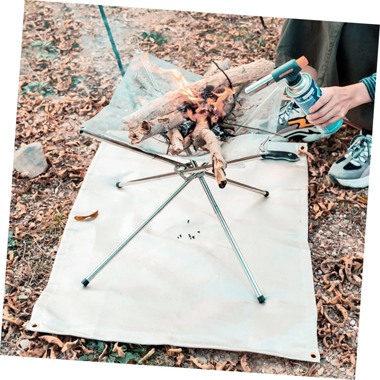 Toyvian Fireplace Mats Fireproof 1 Set of Fiberglass Fire Retardant Pad for Under Fire Pit Camping and Barbecue Protection