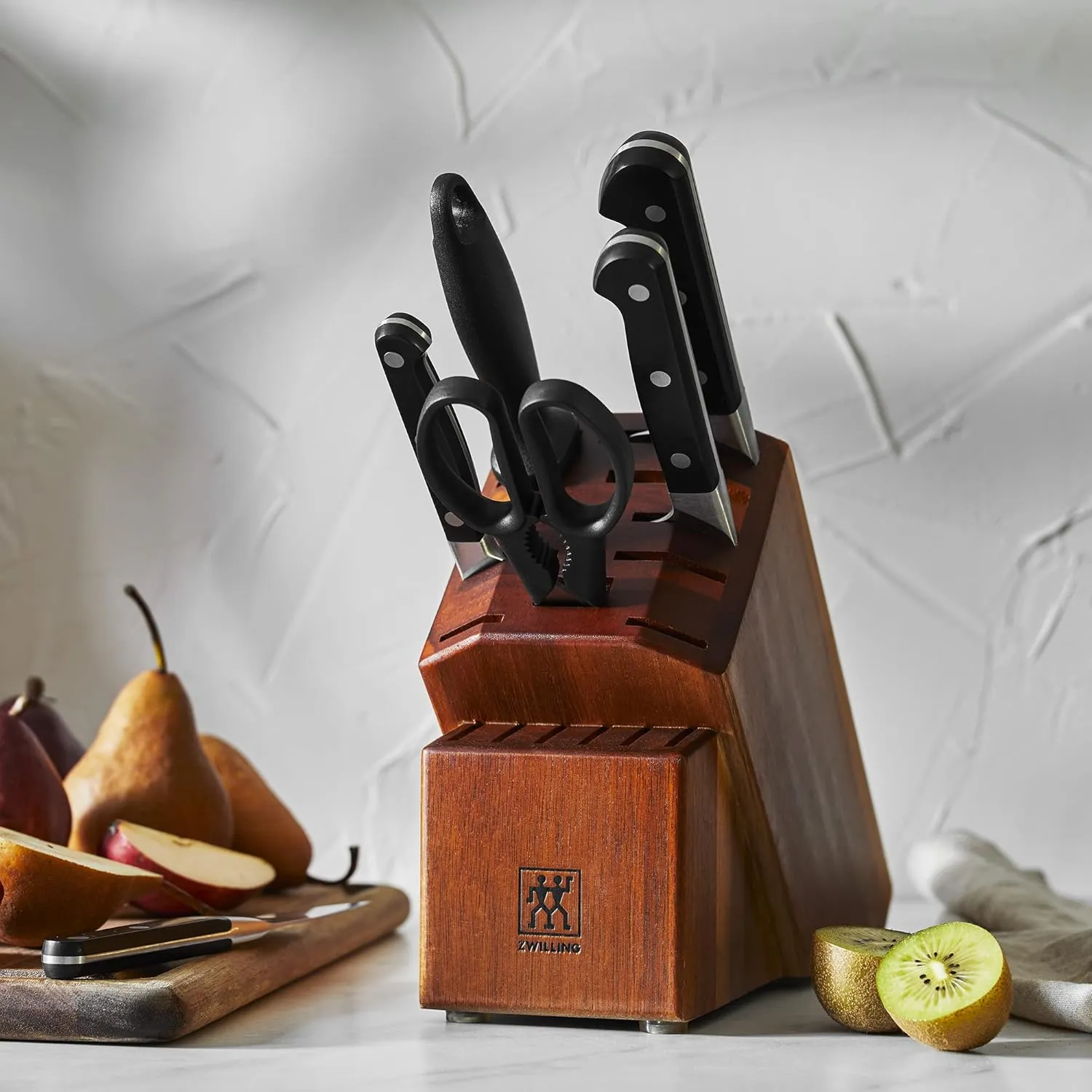 ZWILLING Pro 7-pc Knife Block Set - Acacia